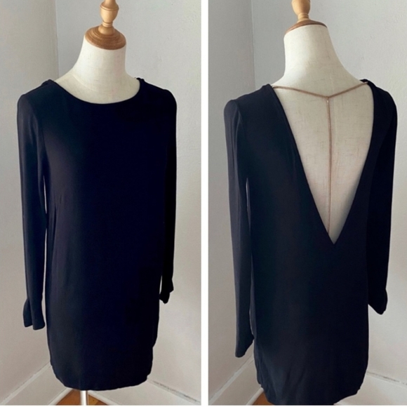 H& M OPEN BACK ,GOLD CHAIN BLACK DRESS SIZE 4 /S NEW WITH TAGS - Picture 4 of 11